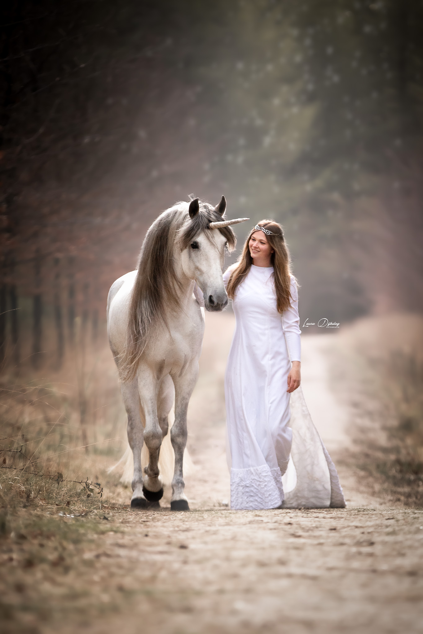 eenhoorn fantasy magische romantische paardenfotografie themashoot unicorn laura dijkslag fotografie heerde2